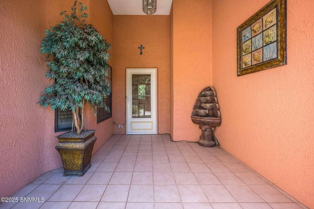 5024 Moon Shadow Place, Las Cruces, NM 88011