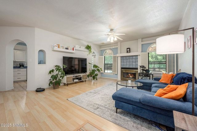 5024 Moon Shadow Place, Las Cruces, NM 88011