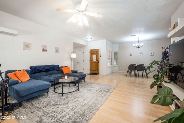 5024 Moon Shadow Place, Las Cruces, NM 88011