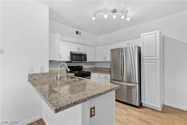 5751 East Hacienda Avenue 222, Las Vegas, NV 89122