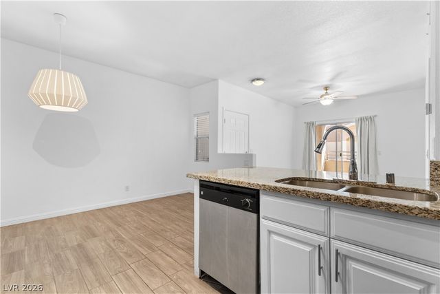 5751 East Hacienda Avenue 222, Las Vegas, NV 89122