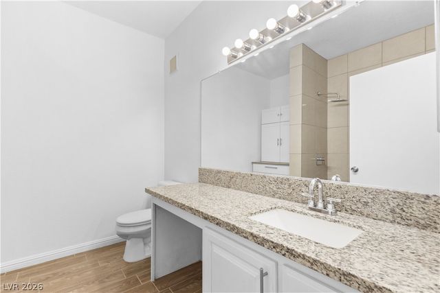 5751 East Hacienda Avenue 222, Las Vegas, NV 89122