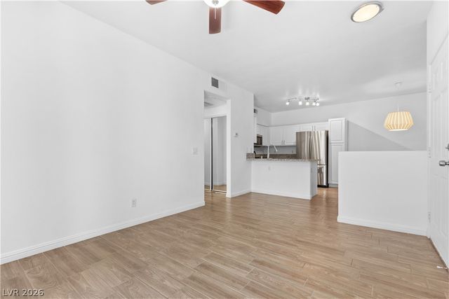 5751 East Hacienda Avenue 222, Las Vegas, NV 89122