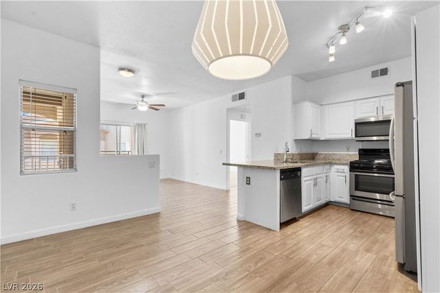 5751 East Hacienda Avenue 222, Las Vegas, NV 89122