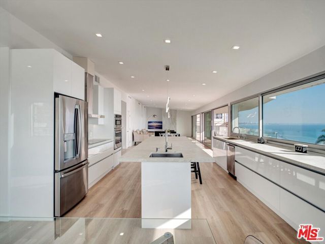 18109 Coastline Drive, Malibu, CA 90265