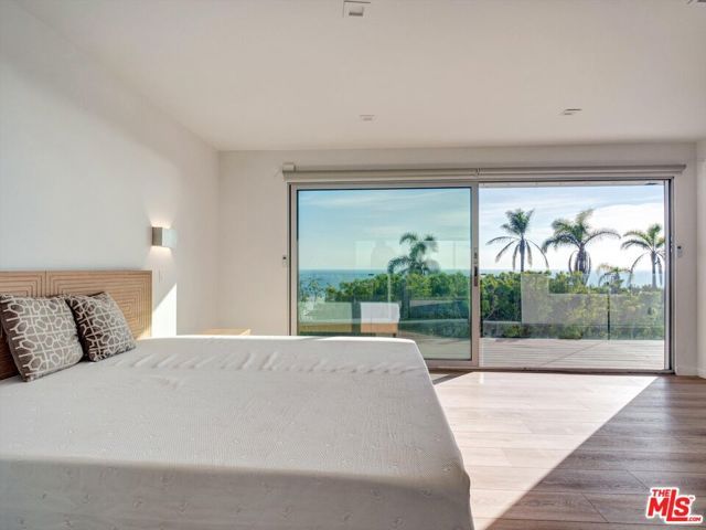 18109 Coastline Drive, Malibu, CA 90265