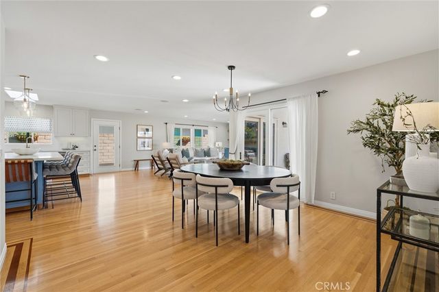 20332 Mansard Lane, Huntington Beach, CA 92646