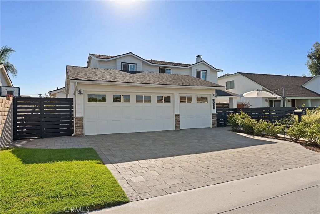 20332 Mansard Lane, Huntington Beach, CA 92646 — photo 2