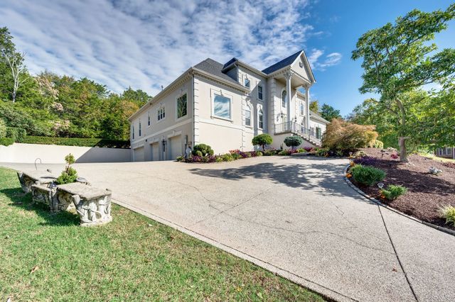 703 Ben Nevis Ct, Brentwood, TN 37027