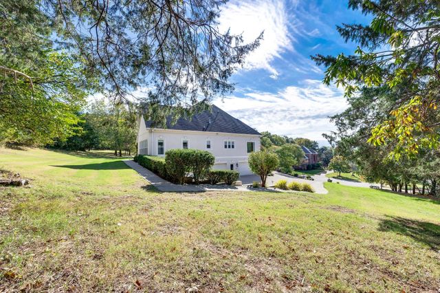 703 Ben Nevis Ct, Brentwood, TN 37027