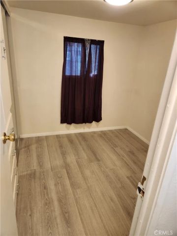 1255 Amethyst 21, Mentone, CA 92359