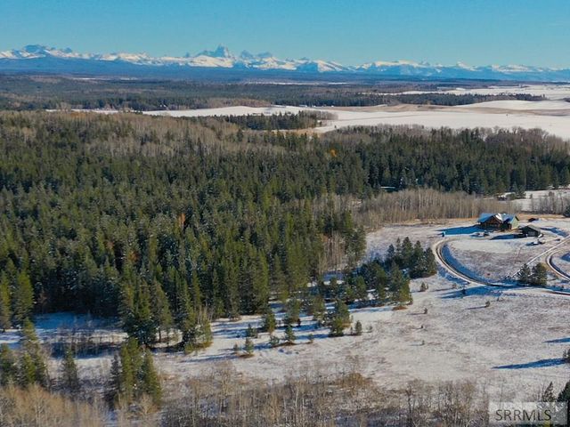 4449 E Grey Owl Drive, Ashton, ID 83420