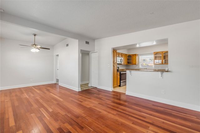 758 CANOVIA AVENUE, Orlando, FL 32804