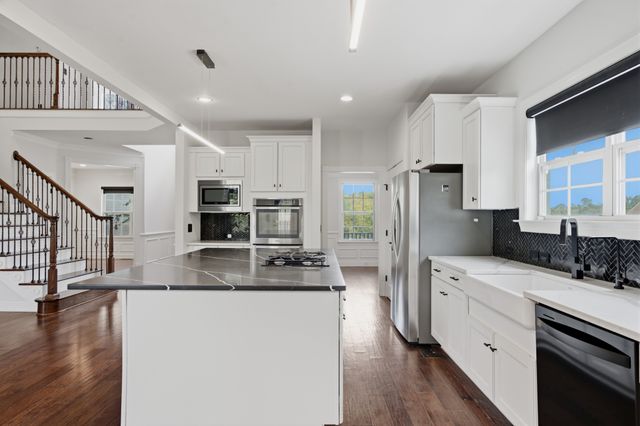 9337 Norwegian Red Dr, Nolensville, TN 37135
