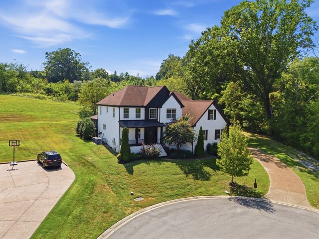 9337 Norwegian Red Dr, Nolensville, TN 37135