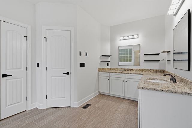 9337 Norwegian Red Dr, Nolensville, TN 37135