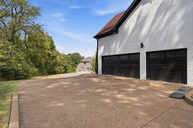9337 Norwegian Red Dr, Nolensville, TN 37135