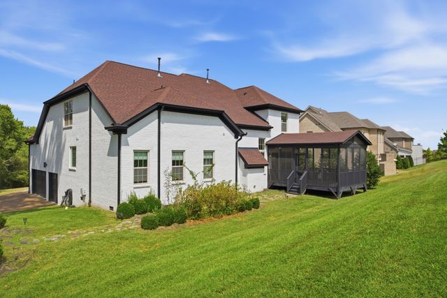 9337 Norwegian Red Dr, Nolensville, TN 37135
