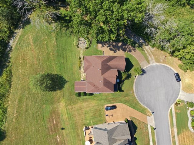 9337 Norwegian Red Dr, Nolensville, TN 37135