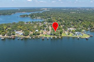 107 Briarwood Drive, Mabank, TX 75156