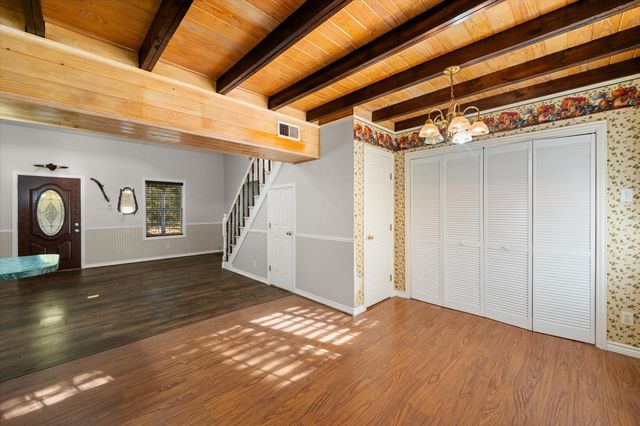 8124 Fm 416, Streetman, TX 75859