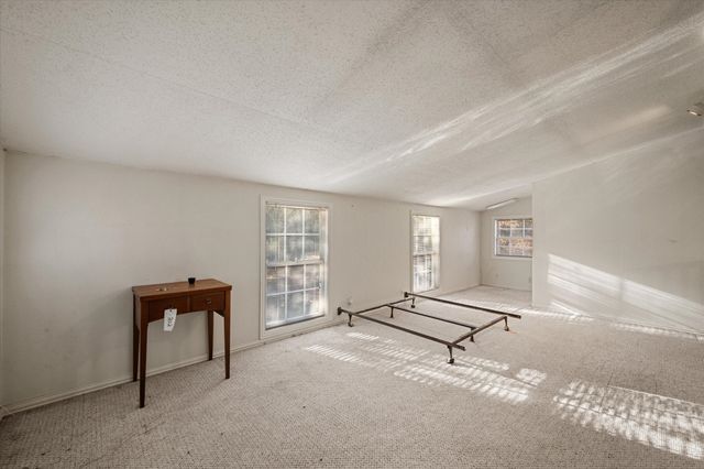 8124 Fm 416, Streetman, TX 75859