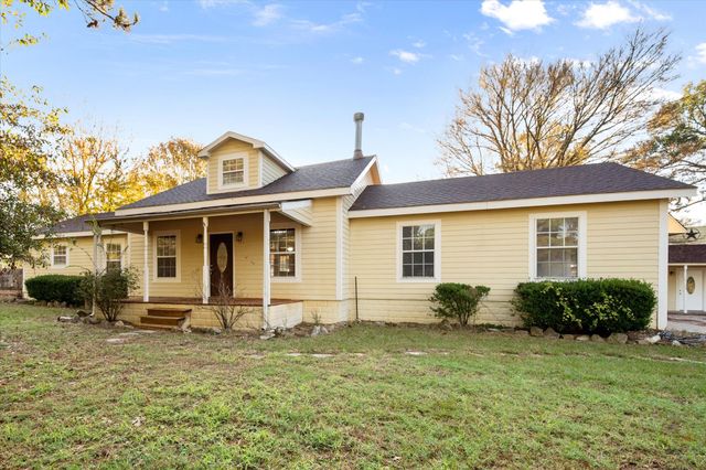 8124 Fm 416, Streetman, TX 75859