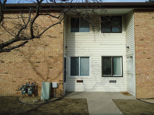 5932 83rd Parkway N, Brooklyn Park, MN 55443