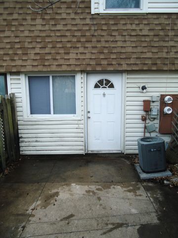 5932 83rd Parkway N, Brooklyn Park, MN 55443