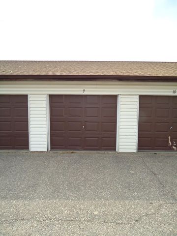 5932 83rd Parkway N, Brooklyn Park, MN 55443