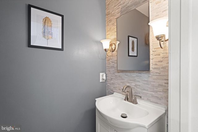 7912 WINGATE DR, Glenn Dale, MD 20769