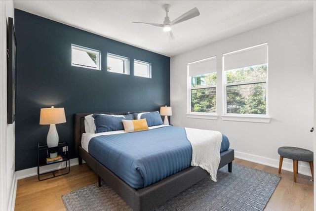 2104 E 2nd ST 2, Austin, TX 78702