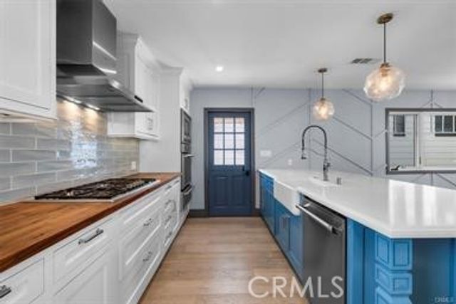 641 11th Street, Manhattan Beach, CA 90266