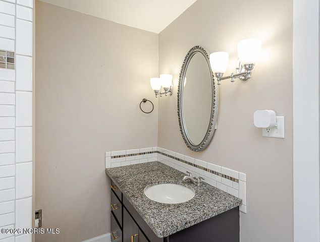 4322 Willys Parkway, Toledo, OH 43612