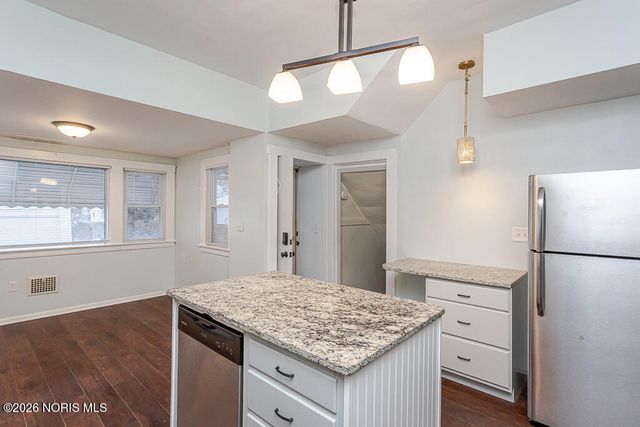 4322 Willys Parkway, Toledo, OH 43612