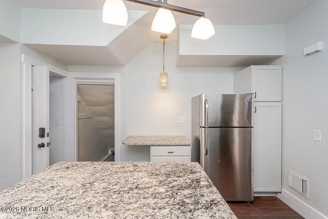 4322 Willys Parkway, Toledo, OH 43612