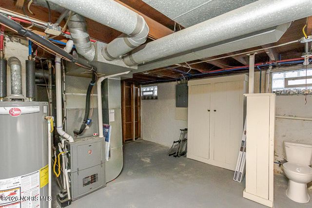 4322 Willys Parkway, Toledo, OH 43612