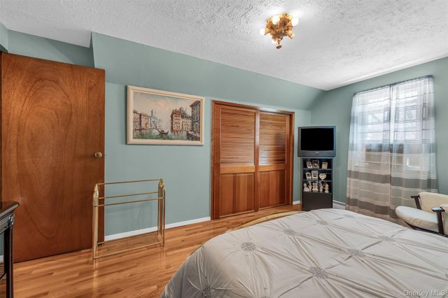 495 Harding Avenue, West Hempstead, NY 11552