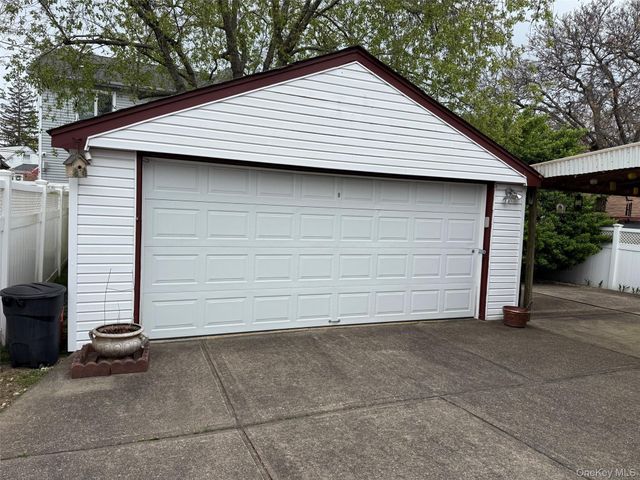 495 Harding Avenue, West Hempstead, NY 11552
