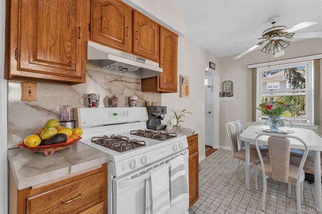 495 Harding Avenue, West Hempstead, NY 11552