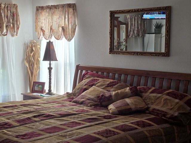 3320 Ironwood Ave. Avenue, Port St Lucie, FL 34952