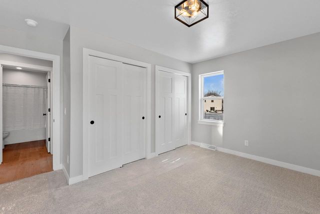 W5311 E PIONEER ROAD, Fond Du Lac, WI 54935