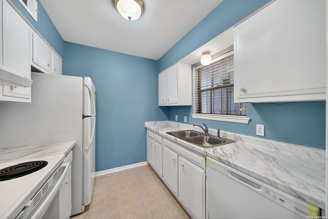 6718 Callaghan Rd Apt 315, San Antonio, TX 78229