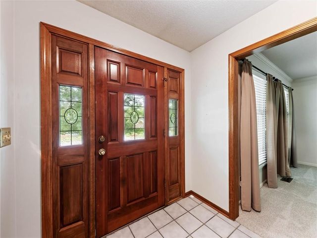 13842 Harbor Drive, Bonner Springs, KS 66012