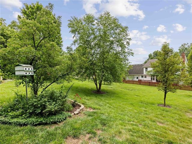 13842 Harbor Drive, Bonner Springs, KS 66012