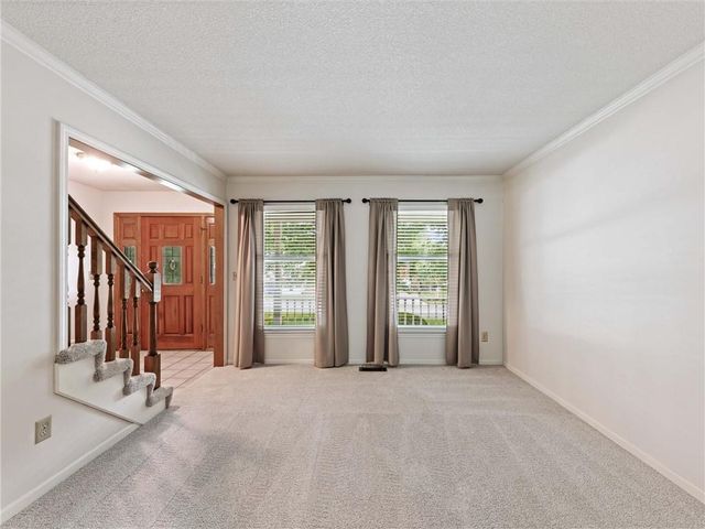 13842 Harbor Drive, Bonner Springs, KS 66012