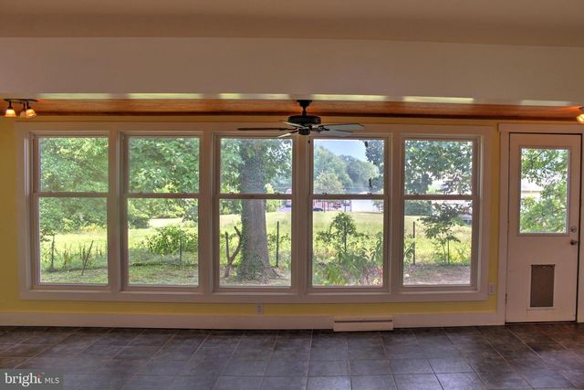 208 N MUHLENBERG ST, Woodstock, VA 22664