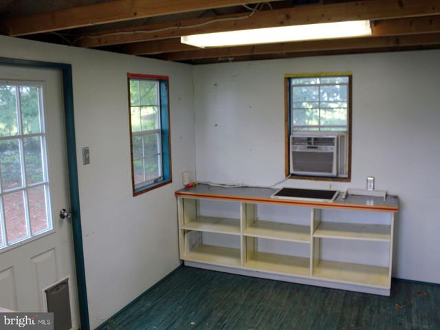 208 N MUHLENBERG ST, Woodstock, VA 22664
