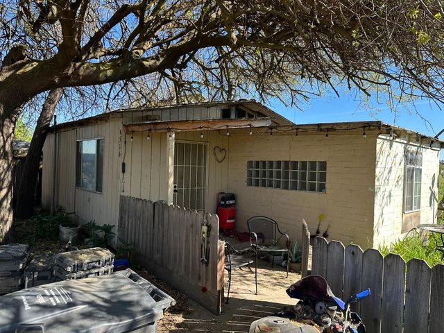 4518 Mountain View Rd, Hughson, CA 95326