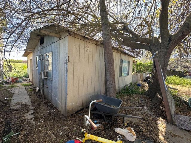 4518 Mountain View Rd, Hughson, CA 95326